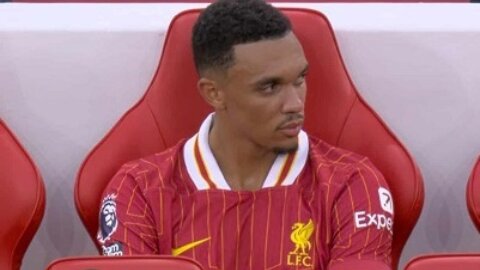 Liverpool cần phải ‘dằn mặt’ Trent Alexander-Arnold